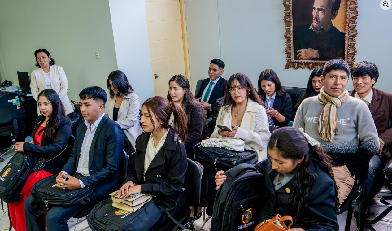 DOCE ESTUDIANTES DE LA UNAJMA VIAJARÁN A UNIVERSIDADES DE ARGENTINA, ECUADOR Y BOLIVIA
